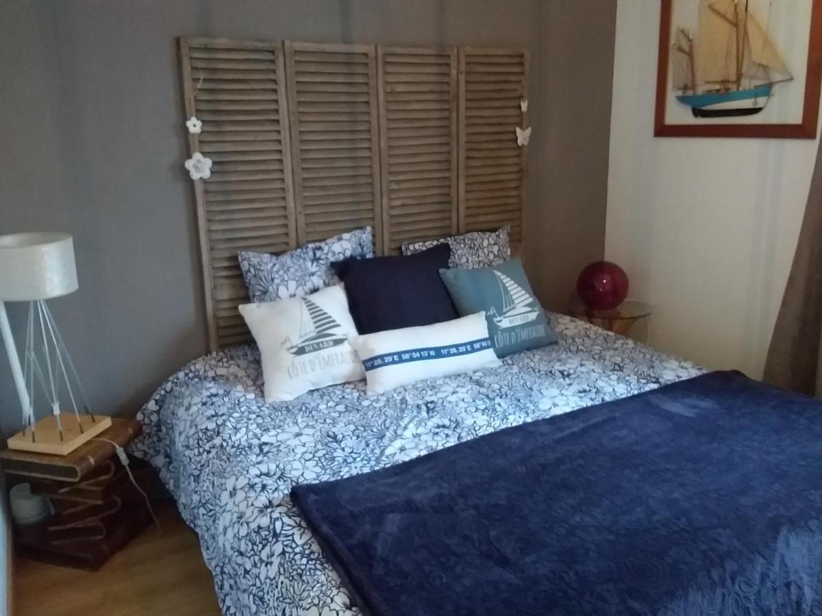Hotel Les Bigorneaux Saint-Suliac Esterno foto
